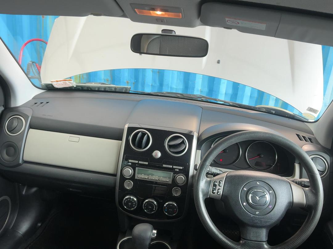 Photo '20' of Mazda Verisa