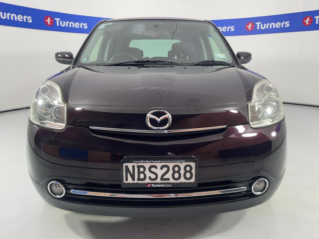 Photo '2' of Mazda Verisa