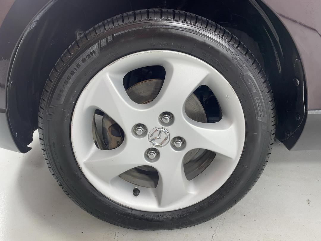 Photo '10' of Mazda Verisa