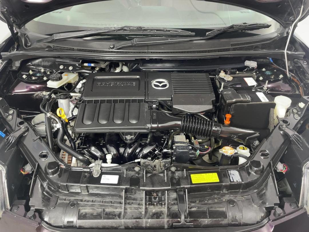 Photo '13' of Mazda Verisa