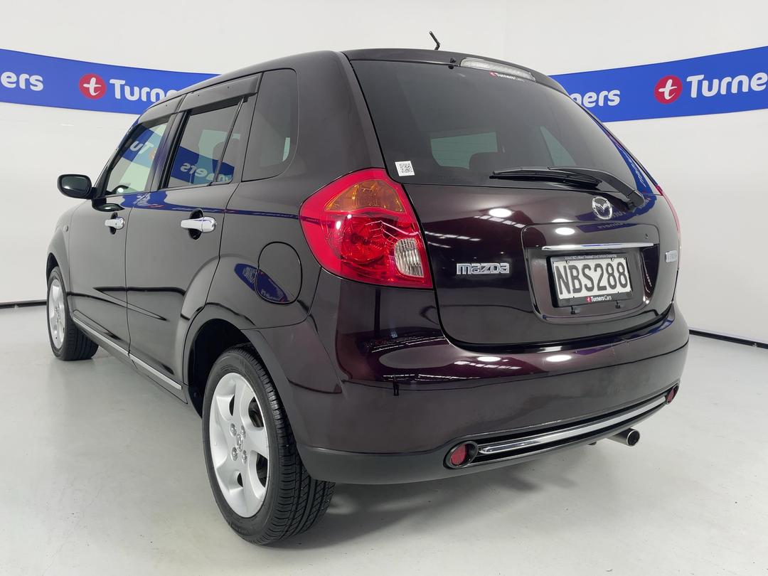 Photo '5' of Mazda Verisa
