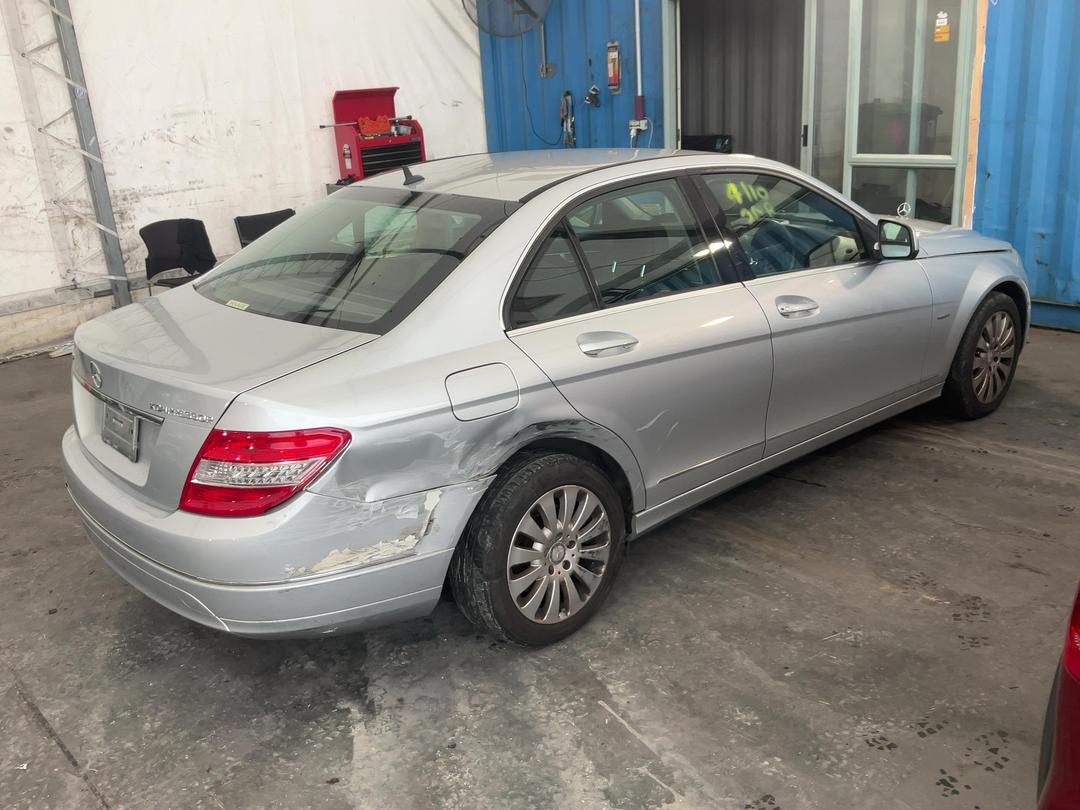 Photo '7' of Mercedes-Benz C-Class C200 Kompressor Photo '7' of Mercedes-Benz C-Class C200 Kompressor