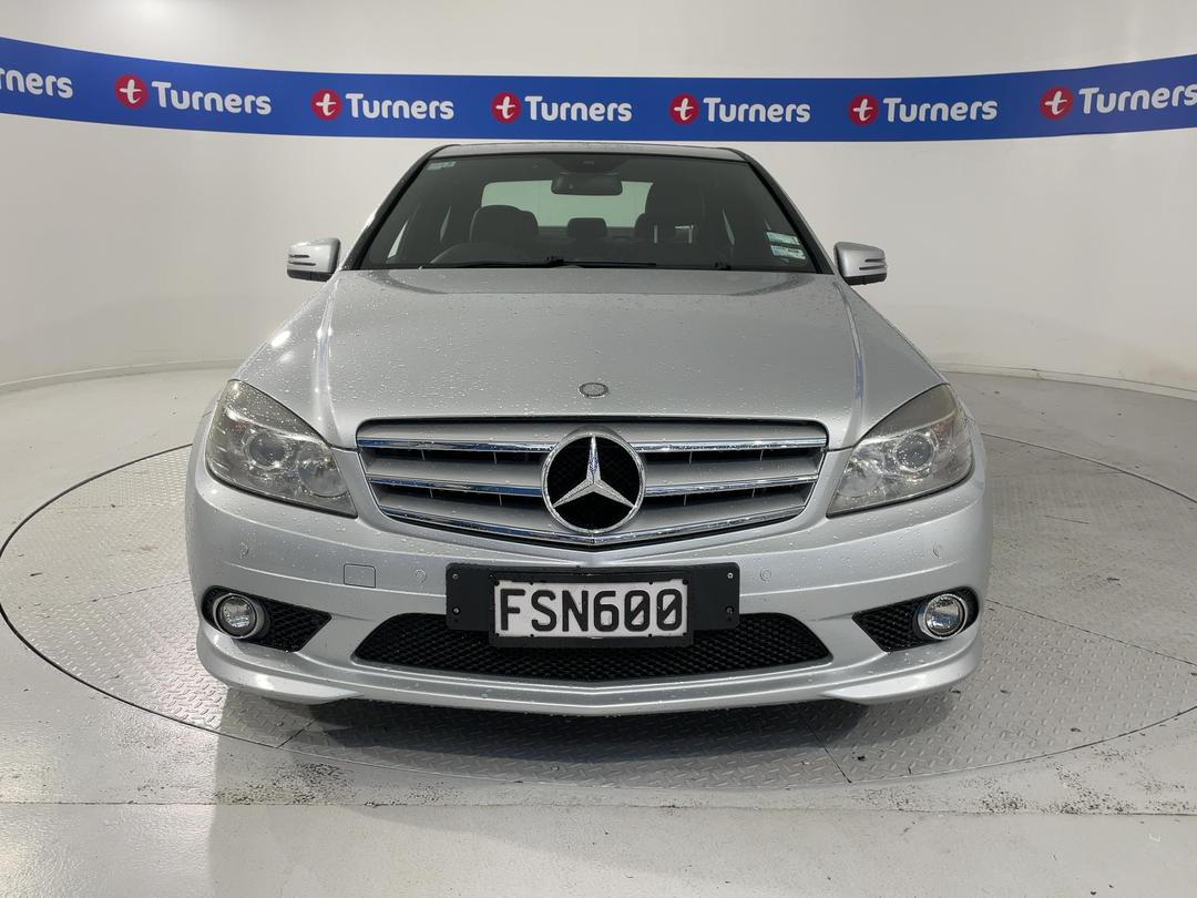 Photo '2' of Mercedes-Benz C220