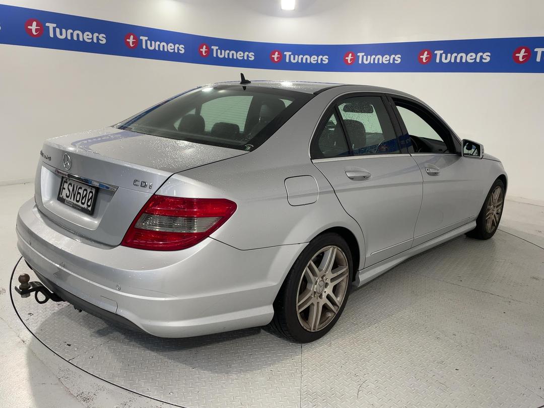 Photo '7' of Mercedes-Benz C220