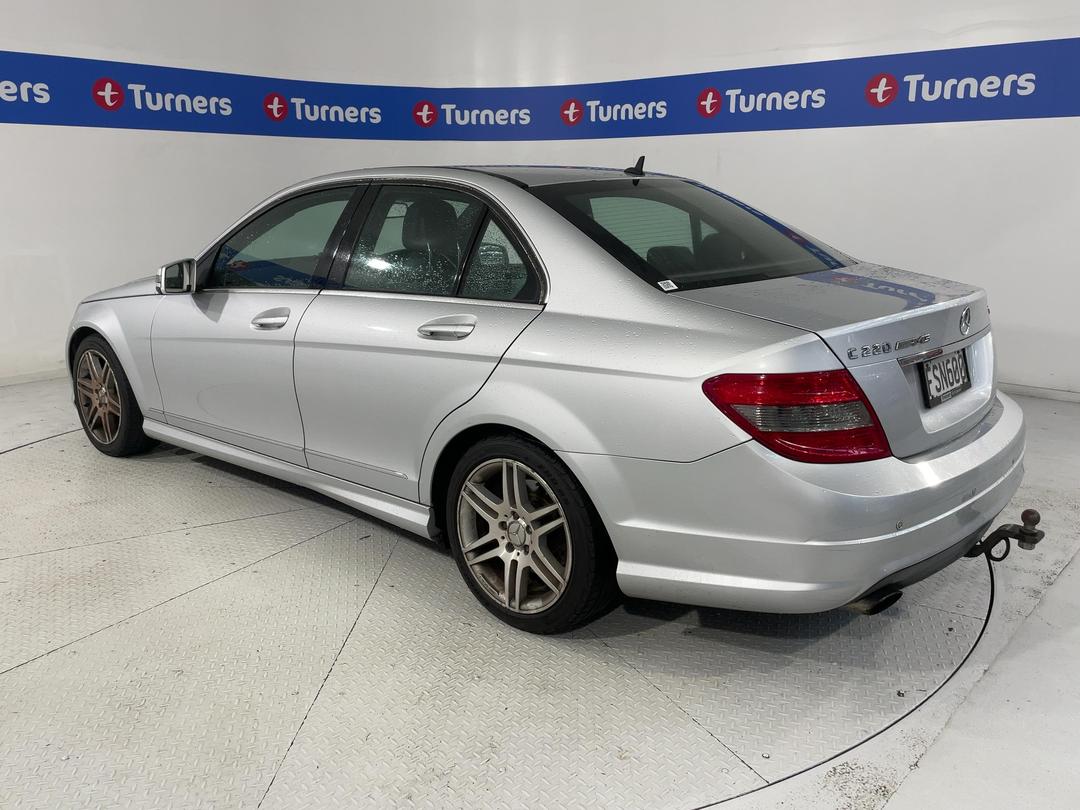 Photo '5' of Mercedes-Benz C220