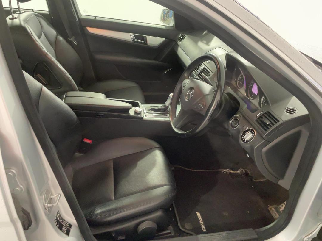 Photo '16' of Mercedes-Benz C220