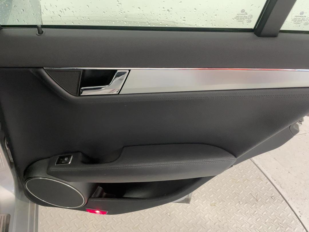 Photo '19' of Mercedes-Benz C220