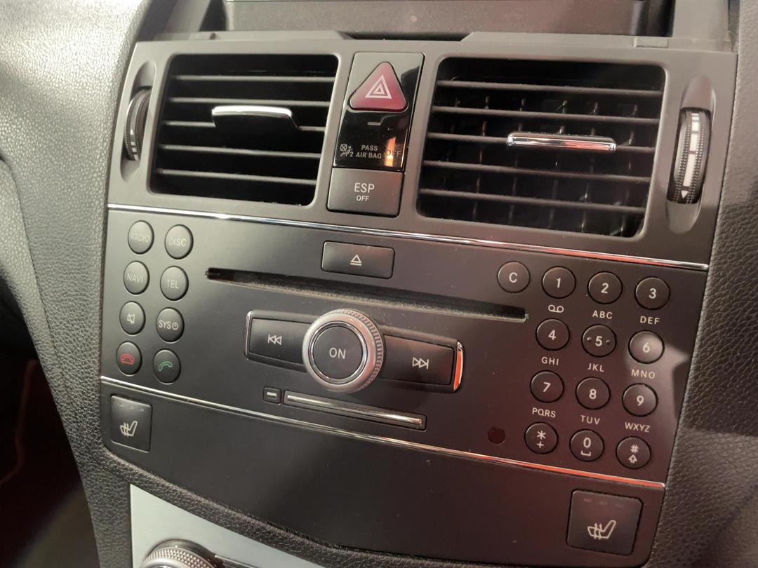 Photo '30' of Mercedes-Benz C220
