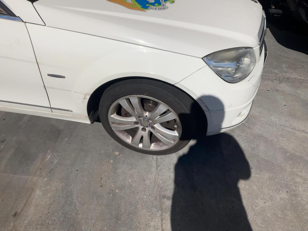 Photo '2' of Mercedes-Benz C250