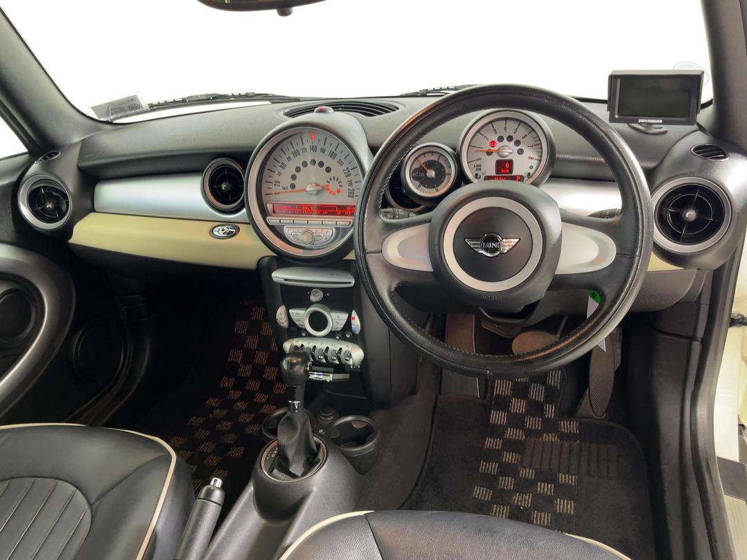Photo '17' of Mini Cooper