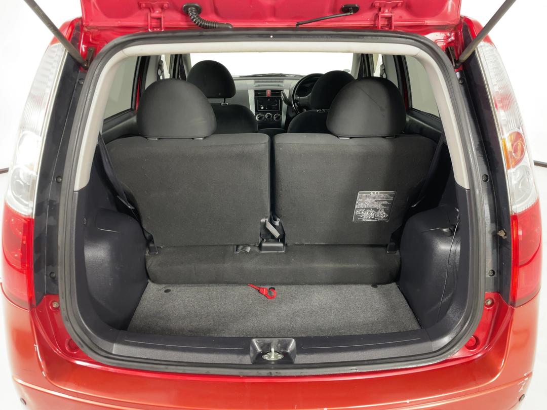 Photo '14' of Mitsubishi Colt