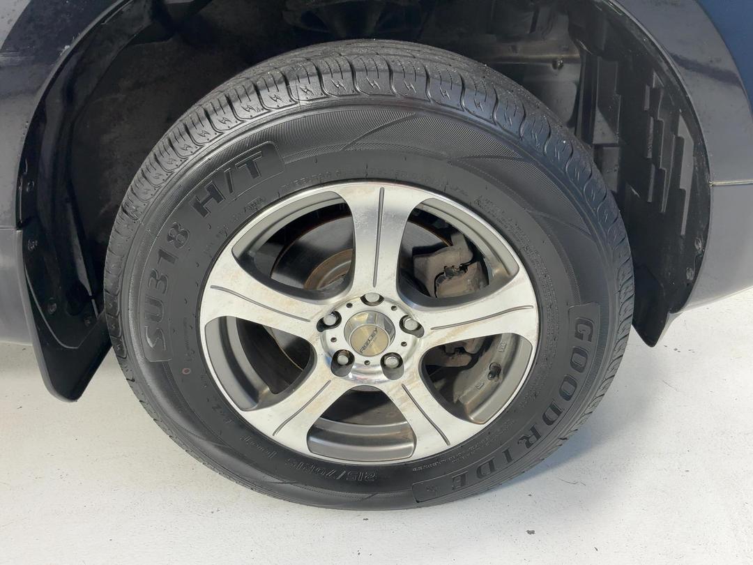 Photo '9' of Mitsubishi Delica