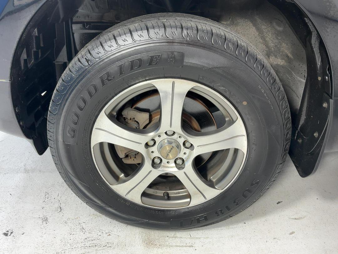 Photo '10' of Mitsubishi Delica