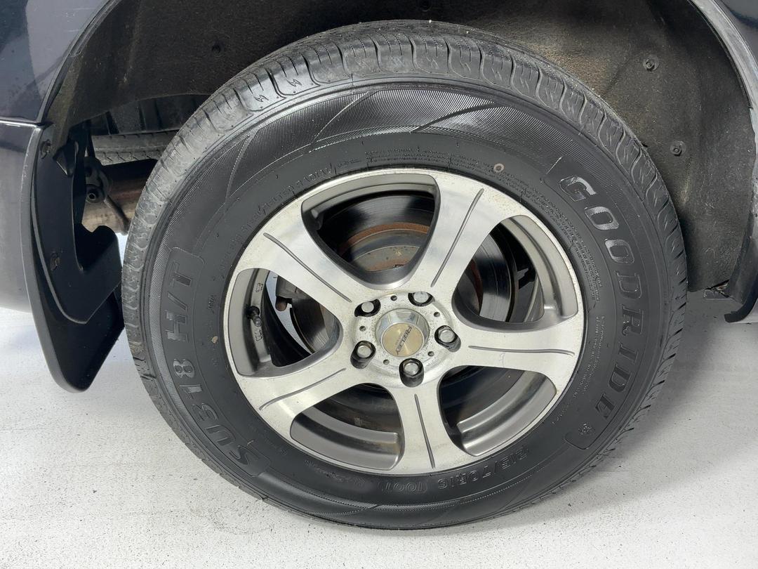 Photo '12' of Mitsubishi Delica