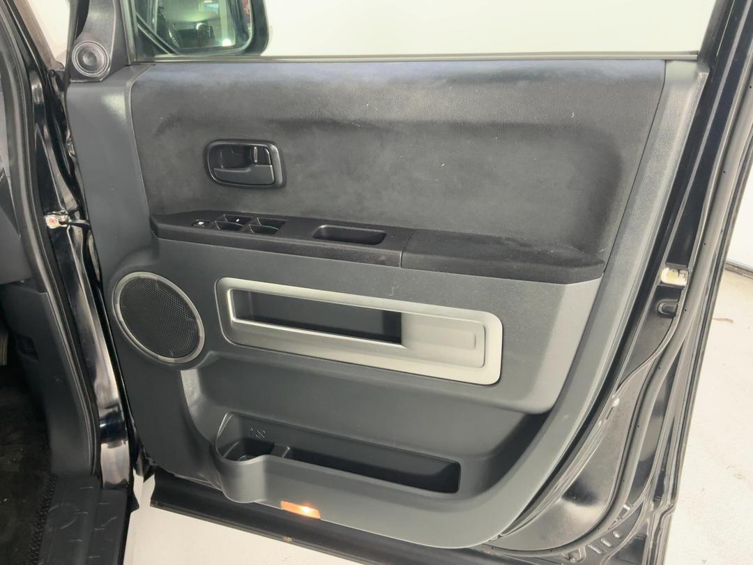 Photo '15' of Mitsubishi Delica