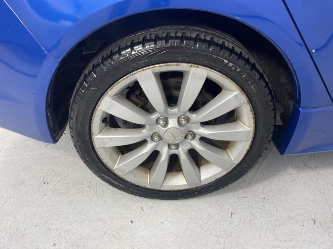 Photo '12' of Mitsubishi Galant