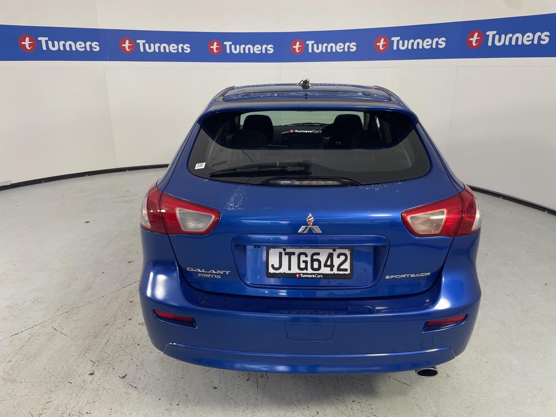 Photo '6' of Mitsubishi Galant