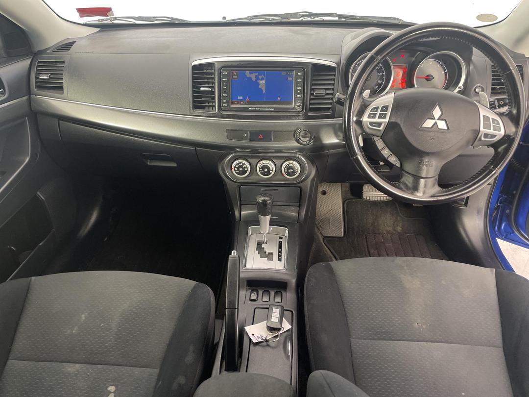 Photo '17' of Mitsubishi Galant