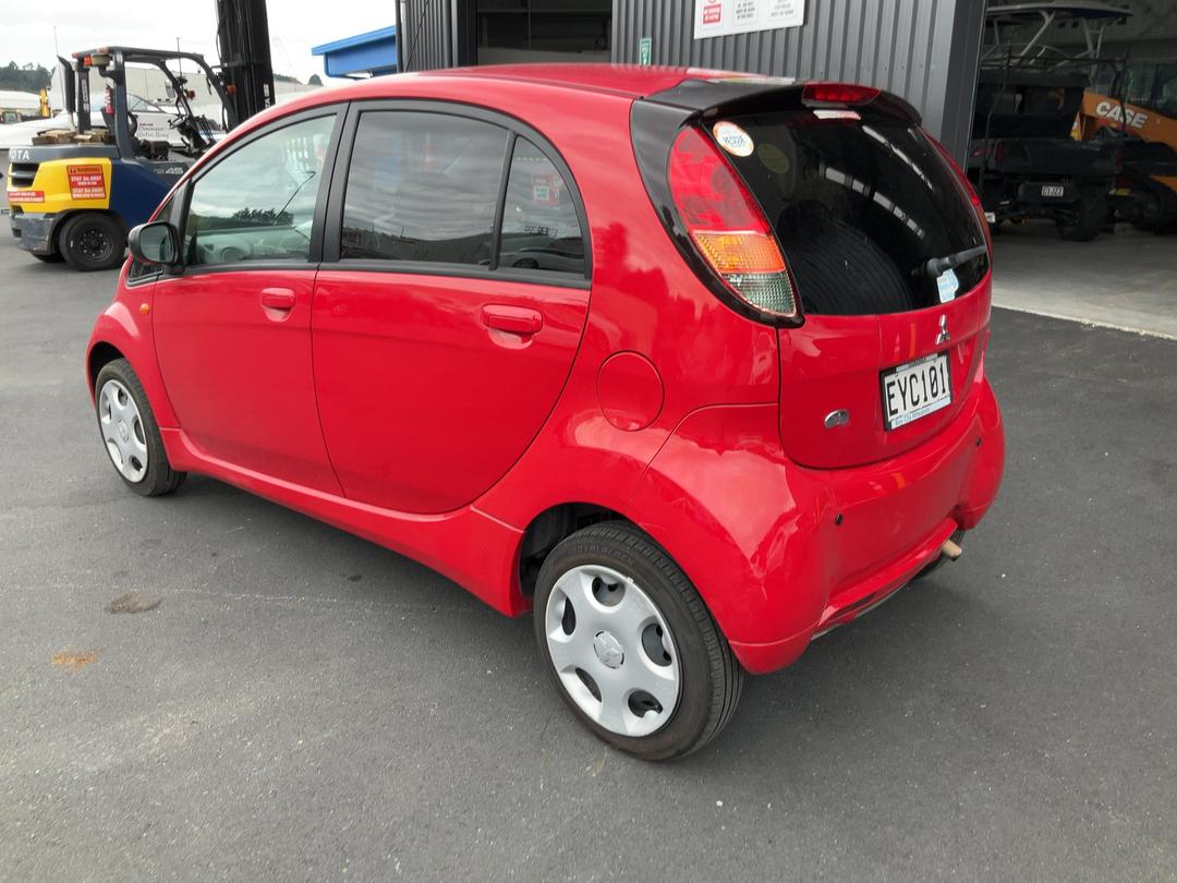 Photo '5' of Mitsubishi I-CAR 660P