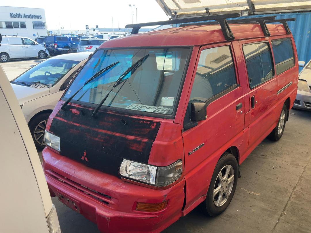 Photo '7' of Mitsubishi L300 LWB