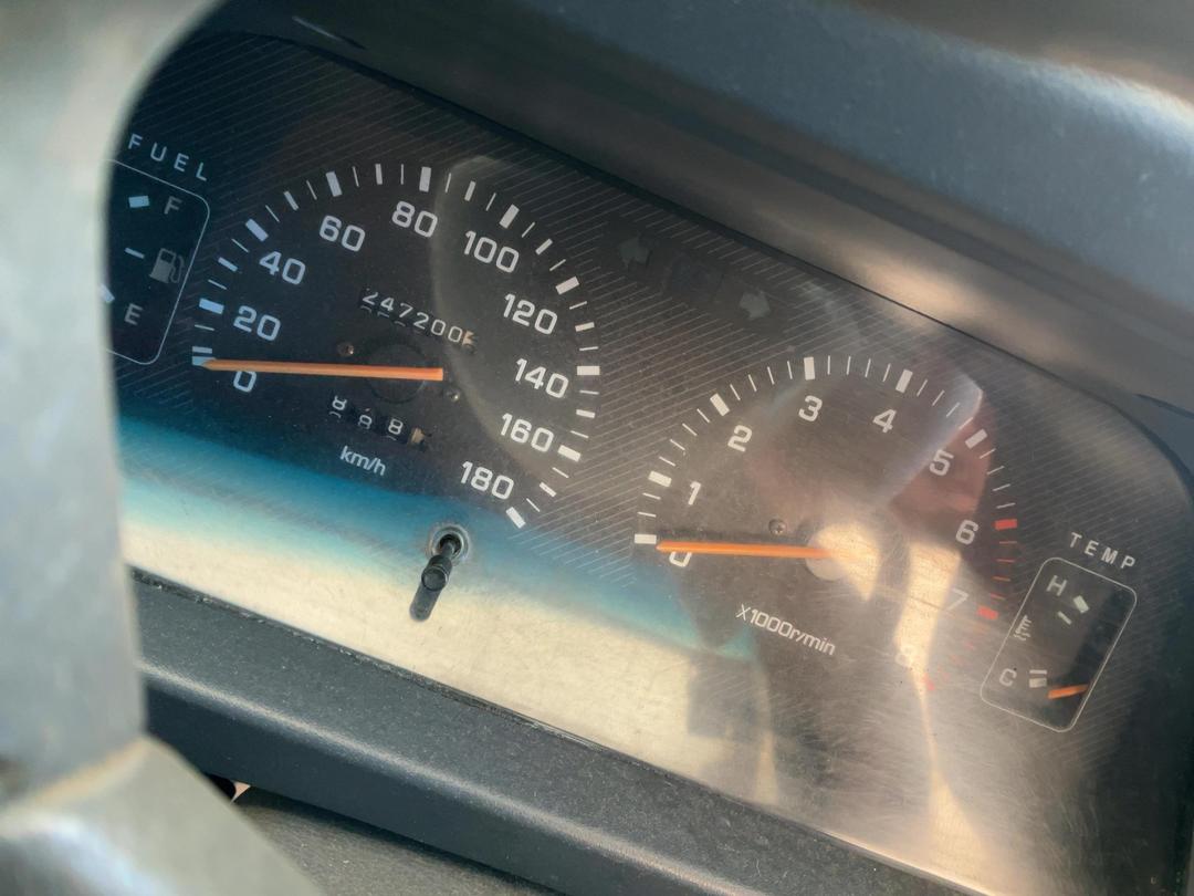 Photo '20' of Mitsubishi L300 LWB