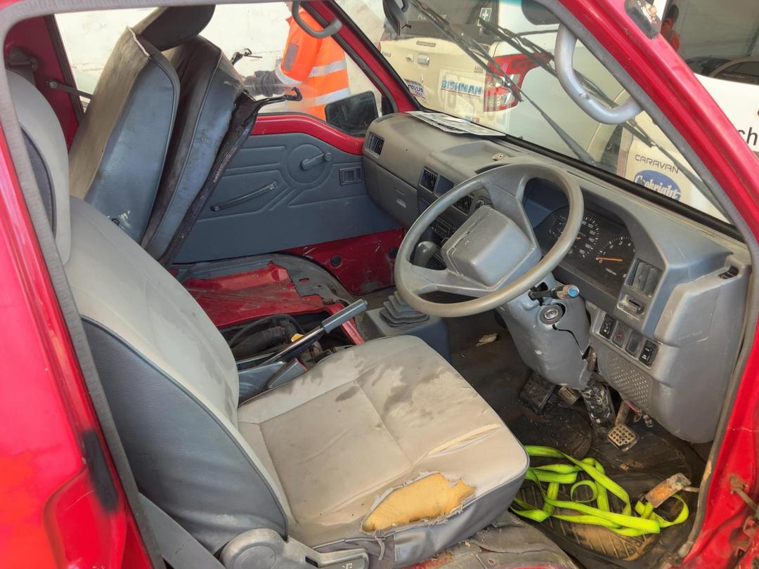 Photo '22' of Mitsubishi L300 LWB