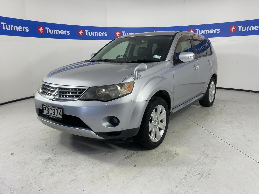 Photo '4' of Mitsubishi Outlander