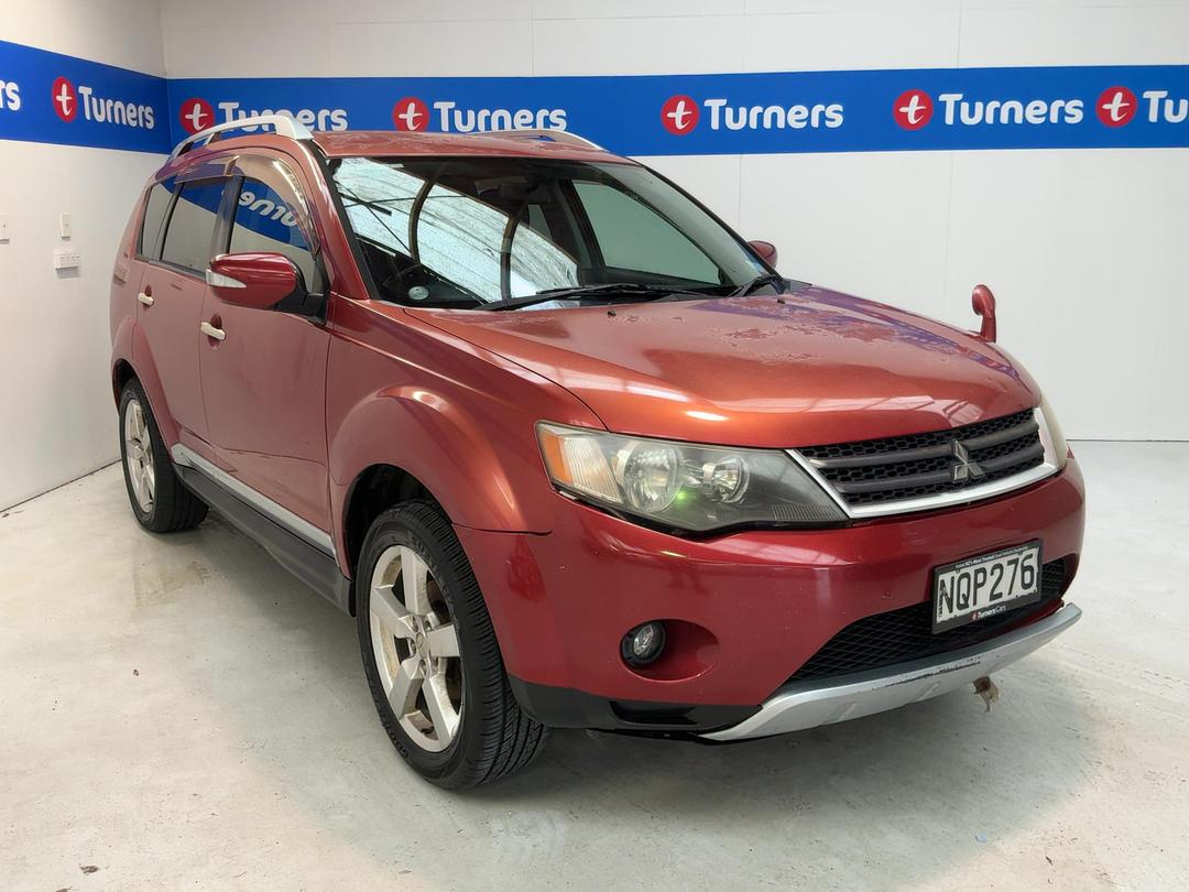 Photo '1' of Mitsubishi Outlander