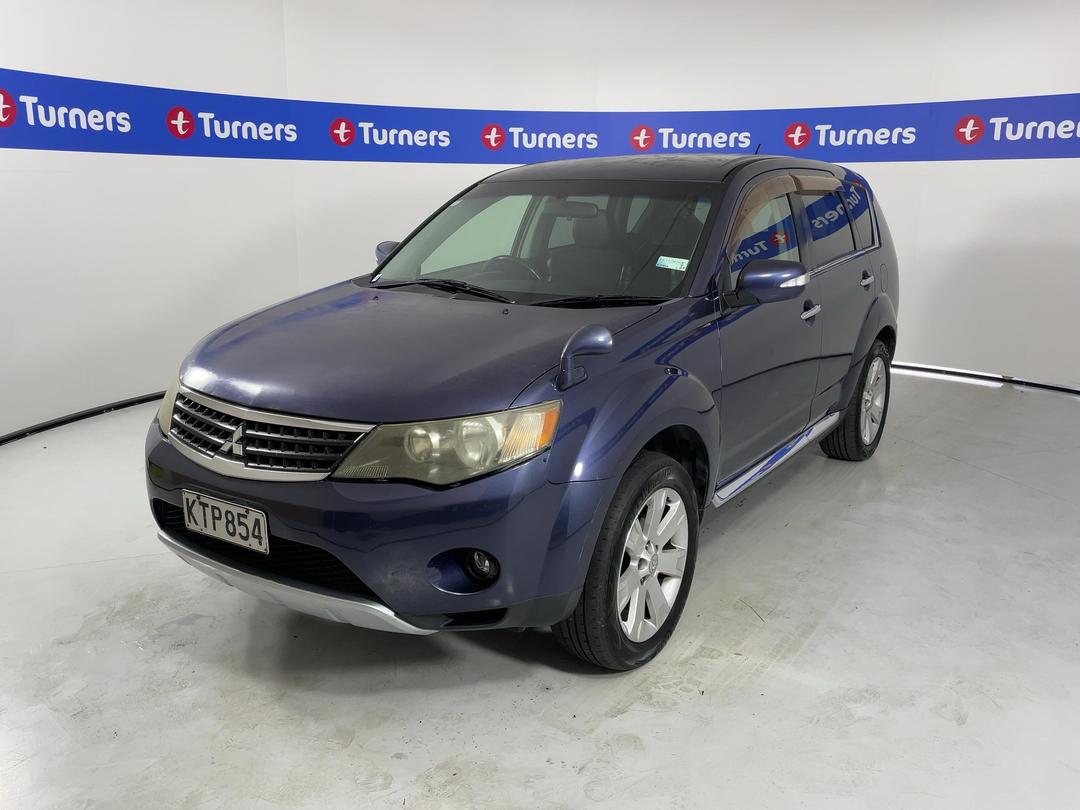 Photo '4' of Mitsubishi Outlander