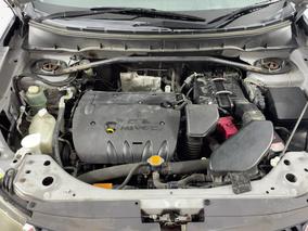 Photo '13' of Mitsubishi Outlander