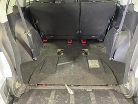 Photo '14' of Mitsubishi Outlander