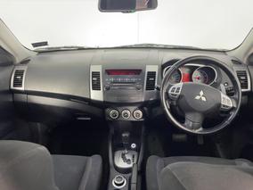 Photo '17' of Mitsubishi Outlander