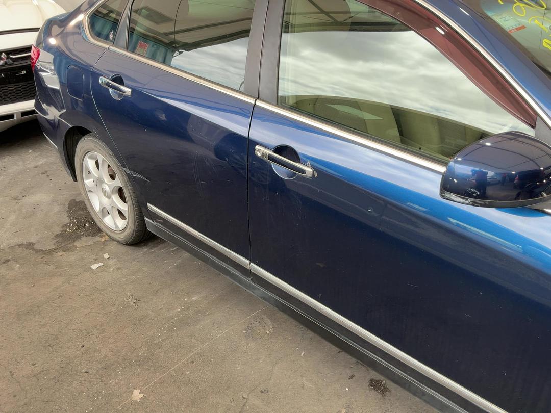 Photo '2' of Nissan Bluebird Sylphy