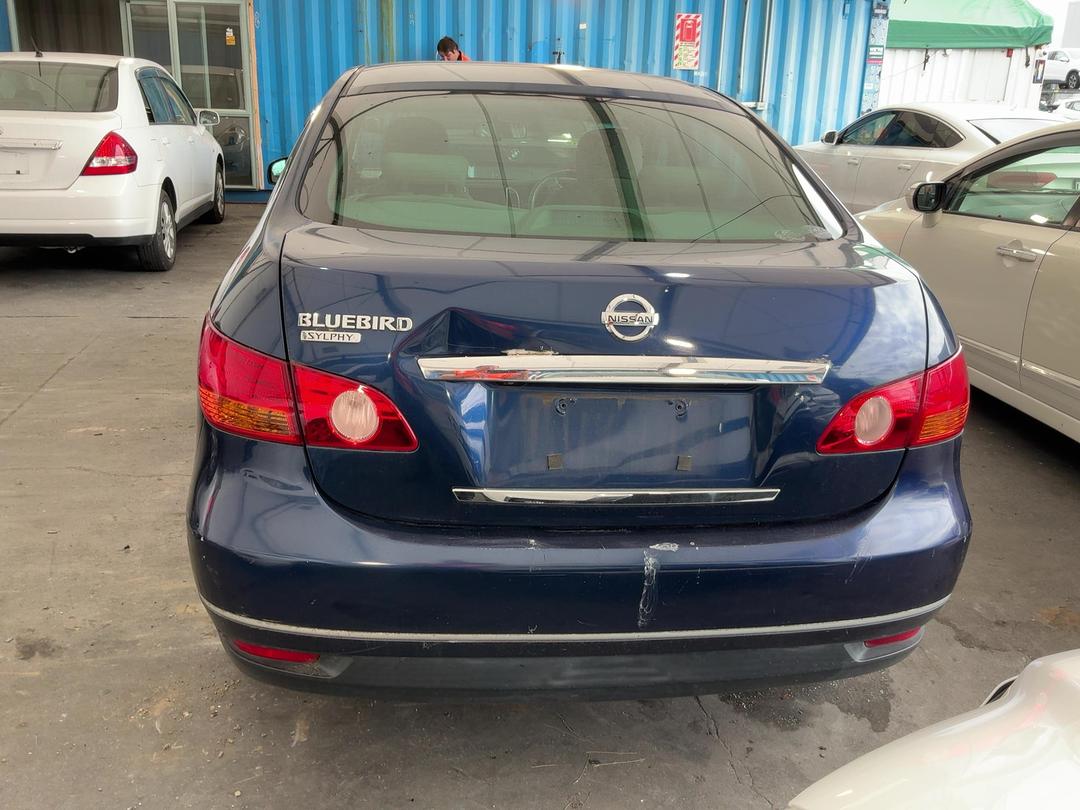 Photo '14' of Nissan Bluebird Sylphy