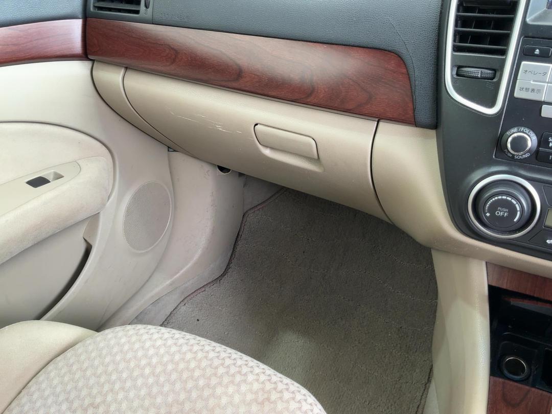 Photo '25' of Nissan Bluebird Sylphy