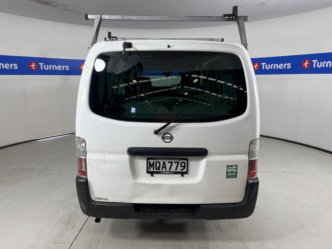 Photo '5' of Nissan Caravan