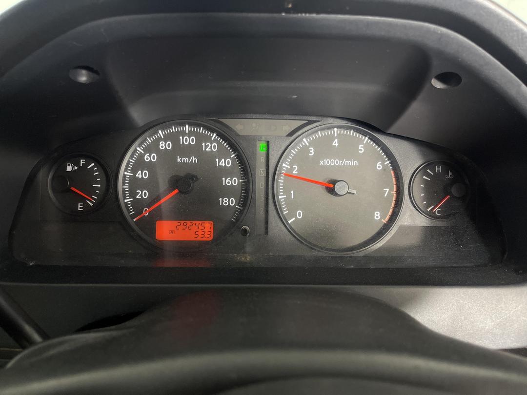 Photo '17' of Nissan Caravan