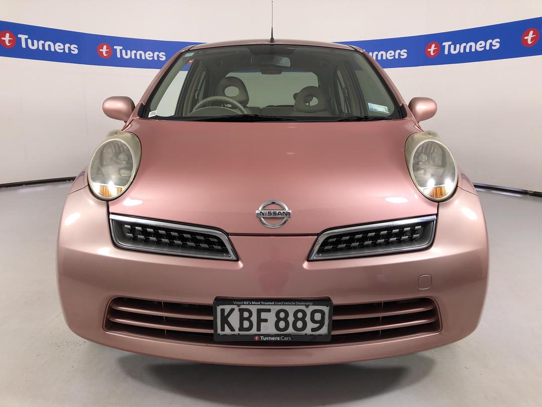 Photo '2' of Nissan March