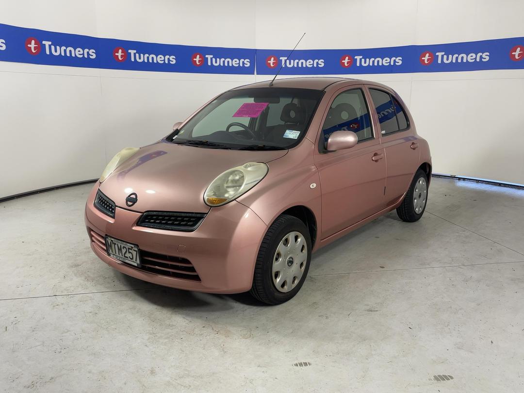Photo '3' of Nissan March Photo '3' of Nissan March