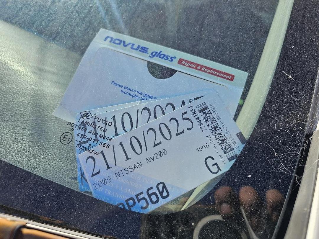 Photo '9' of Nissan NV200