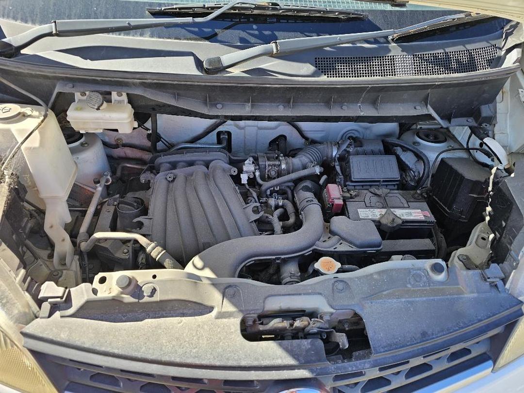 Photo '10' of Nissan NV200