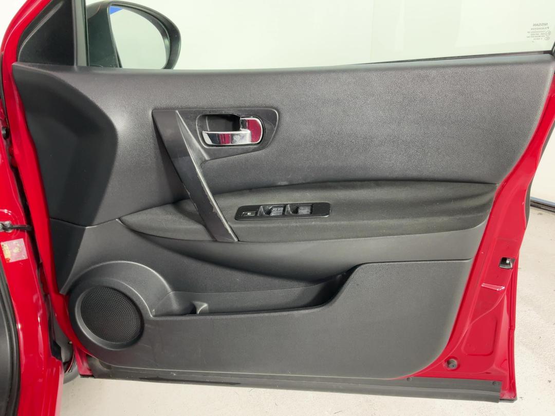 Photo '15' of Nissan Qashqai