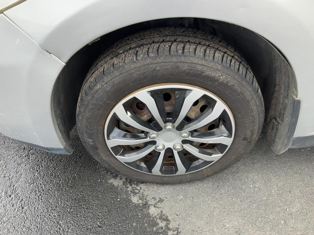 Photo '11' of Nissan Tiida ST