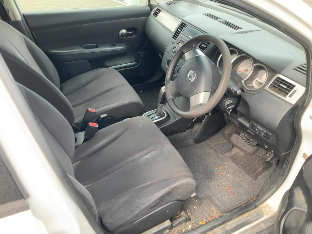 Photo '15' of Nissan Tiida ST