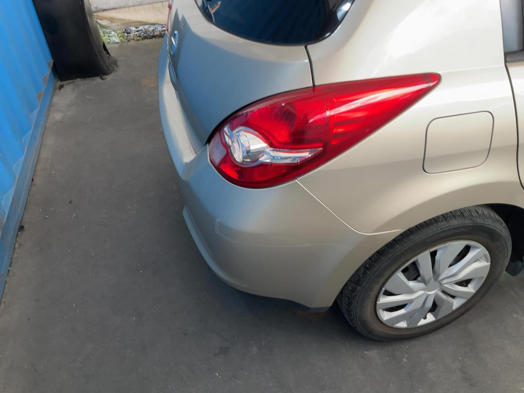 Photo '13' of Nissan Tiida