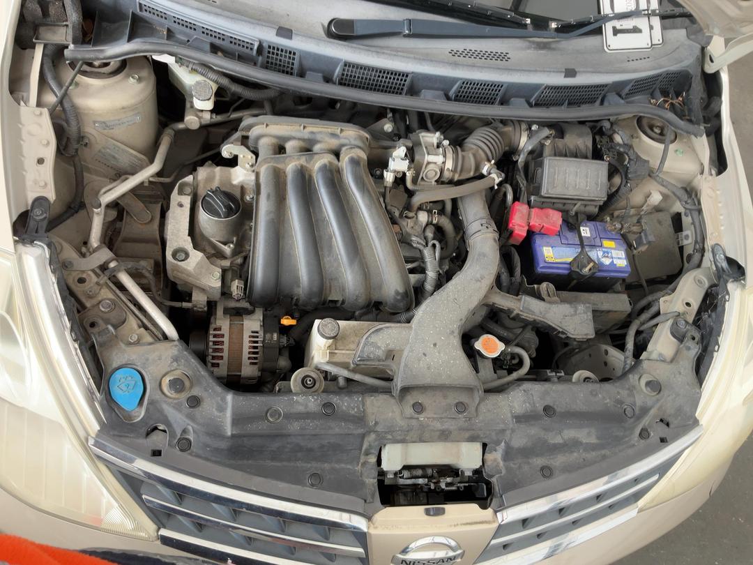 Photo '15' of Nissan Tiida