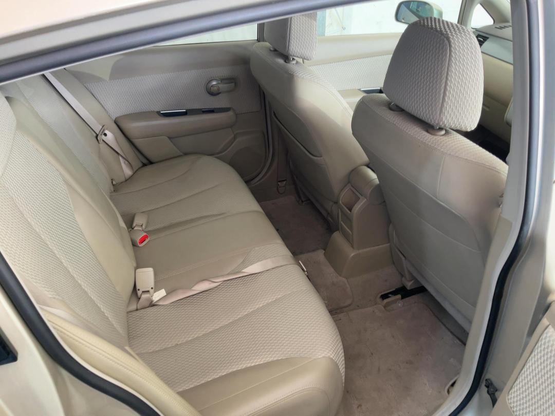 Photo '20' of Nissan Tiida