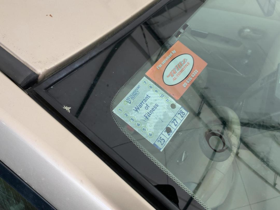 Photo '23' of Nissan Tiida