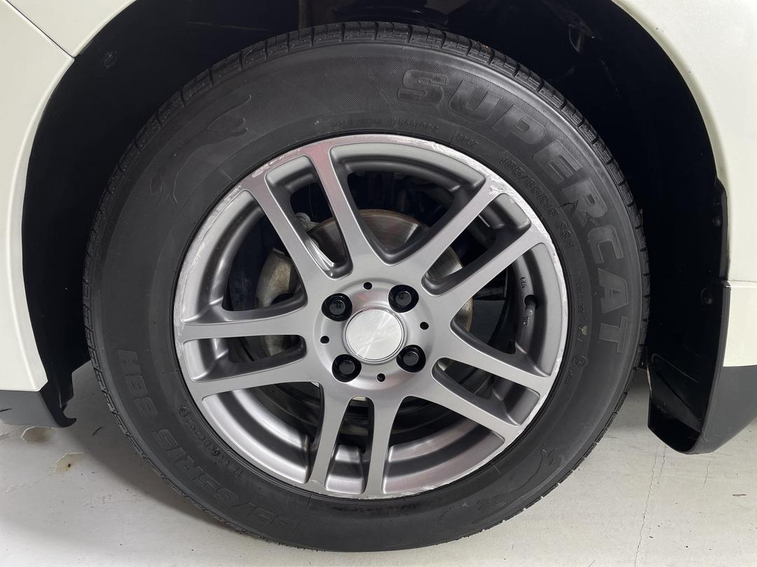 Photo '10' of Nissan Tiida