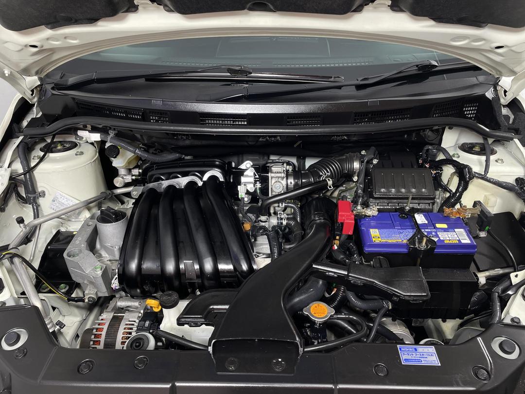 Photo '13' of Nissan Tiida